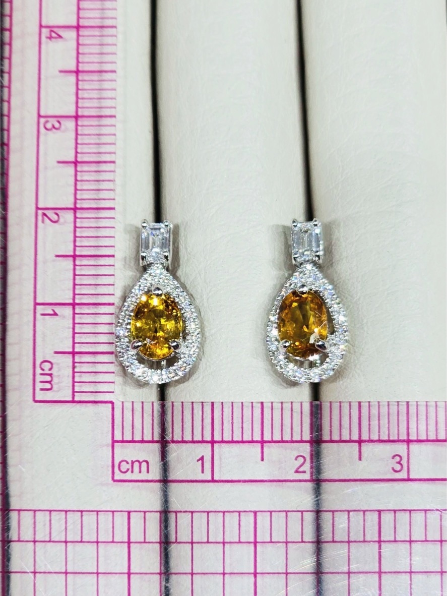 2.23 Carat Thai Yellow Sapphire and Diamond Drop Earrings in 18K White Gold - Image 9