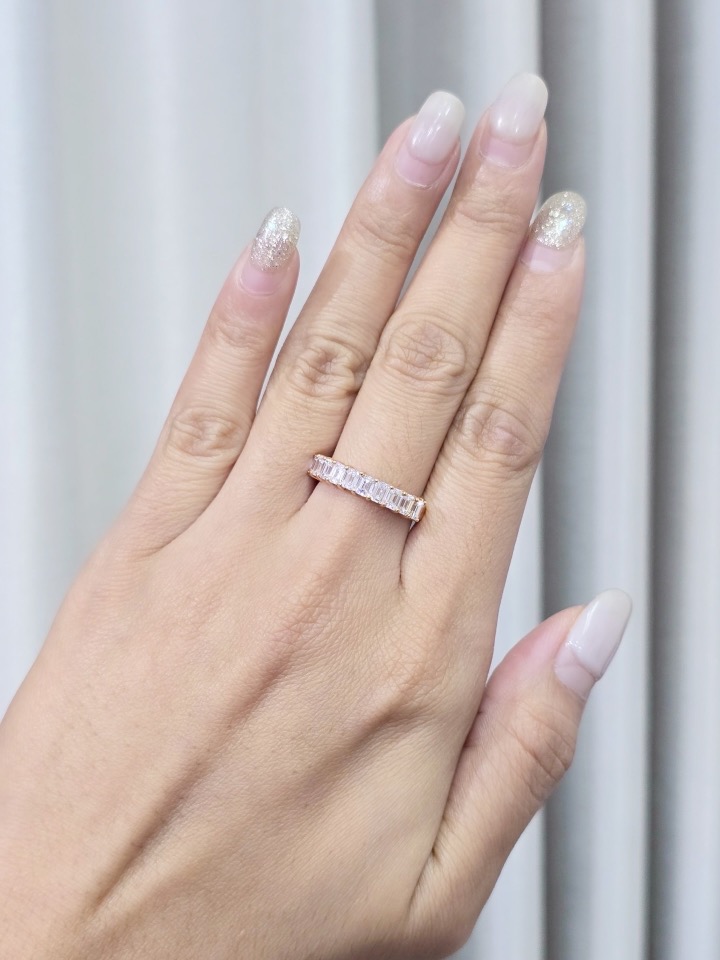 1.50 Carat Emerald-Cut Diamond Half-Eternity Ring in 18K White Gold - Image 6