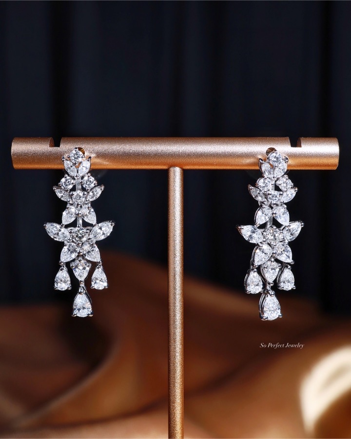 4.42 Carat Fancy-Cut Diamond Chandelier Earrings in 18K White Gold - Image 10