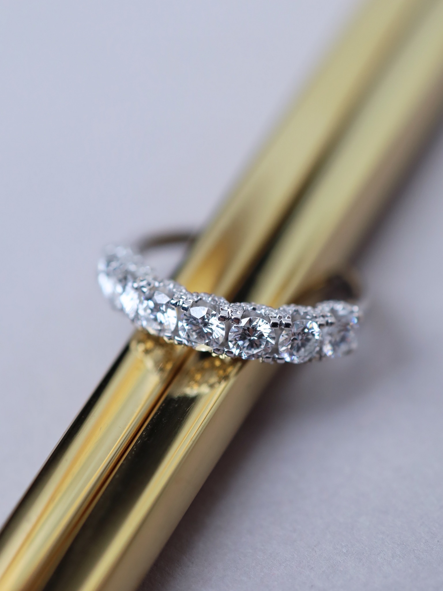 1.18 Carat Round Diamond Double-Row Ring in 18K White Gold - Image 4