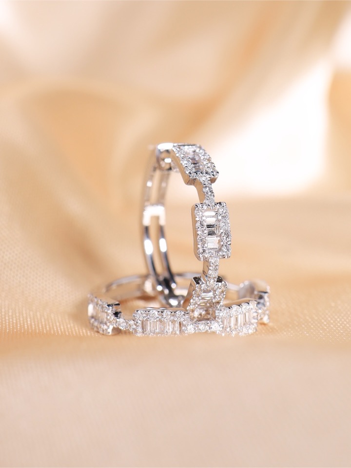 1.06 Carat Baguette and Round Diamond Geometric Hoop Earrings - Image 15