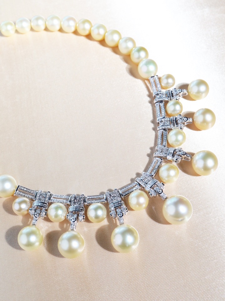 Art Deco Golden South Sea Pearl and Diamond Necklace in 18K White Gold - Image 6
