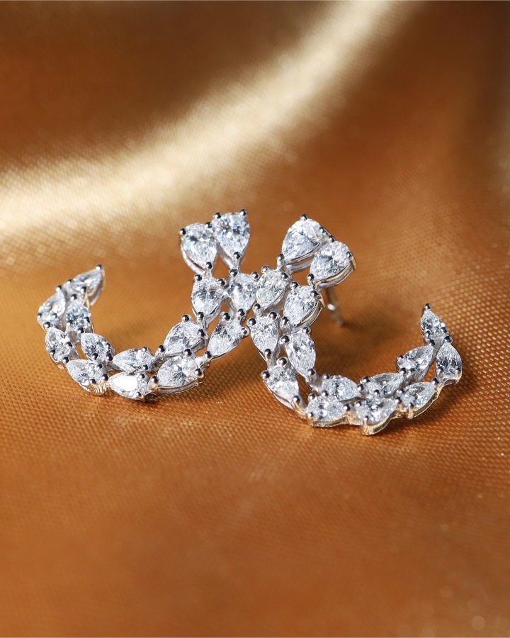 2.66 Carat Fancy-Cut Diamond Statement Earrings in 18K White Gold - Image 12