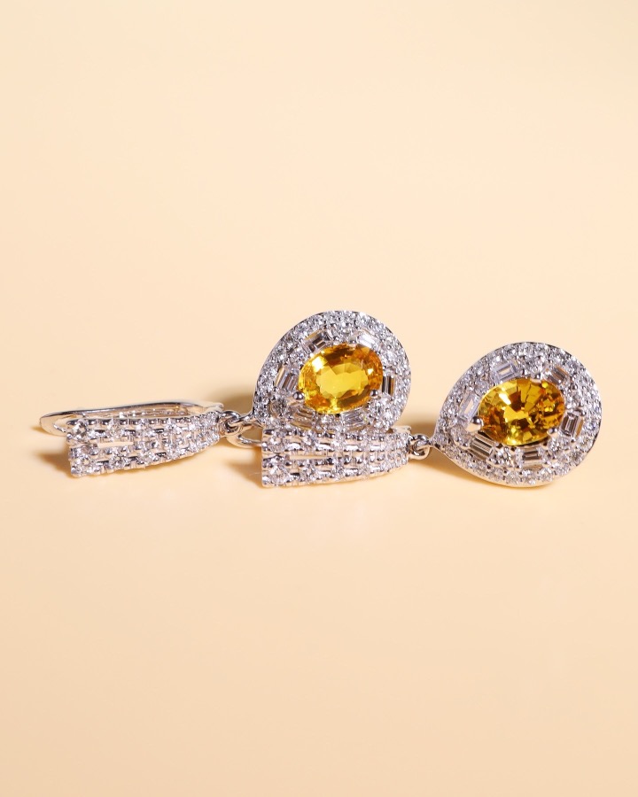 2.84 Carat Thai Yellow Sapphire and Diamond Drop Earrings in 18K White Gold - Image 10