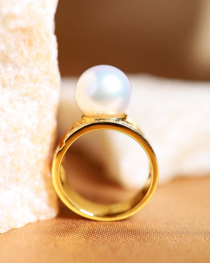Art Deco South Sea Pearl & Diamond Ring in 18K Yellow Gold - Image 8
