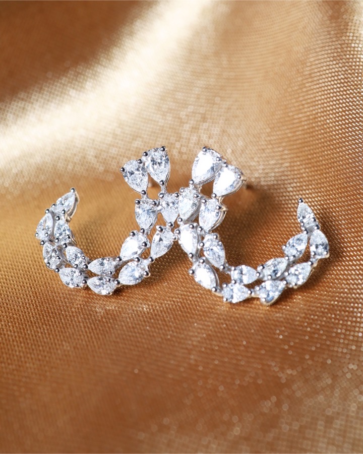 2.66 Carat Fancy-Cut Diamond Statement Earrings in 18K White Gold - Image 7