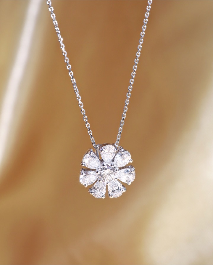 1.58 Carat Fancy-Cut Diamond Flower Pendant in 18K White Gold - Image 3