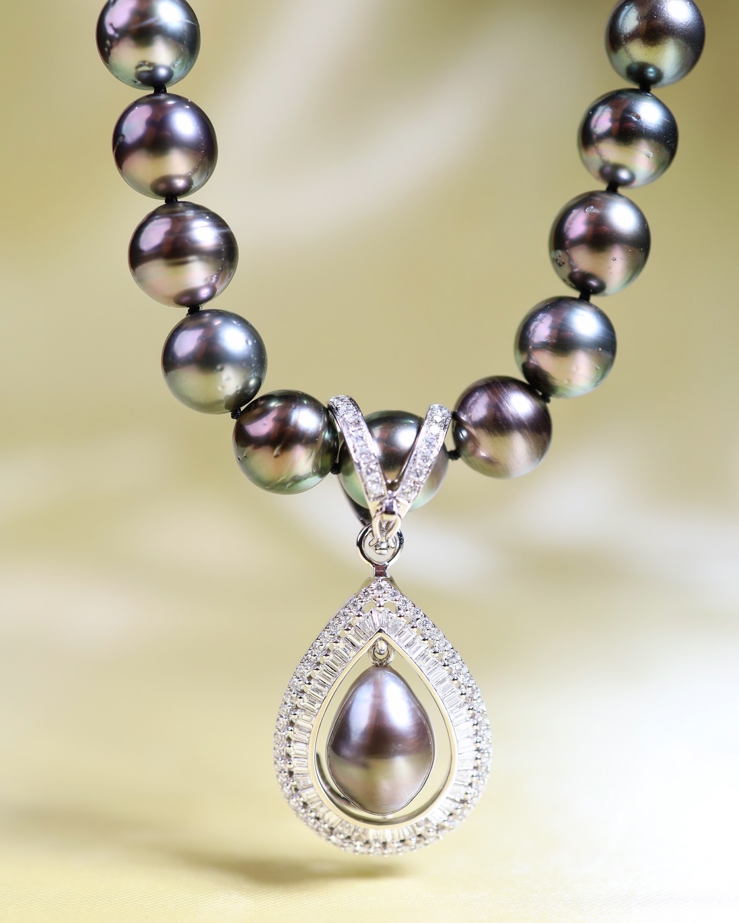 14 mm Black Tahitian South Sea Pearl and Diamond Pendant Necklace