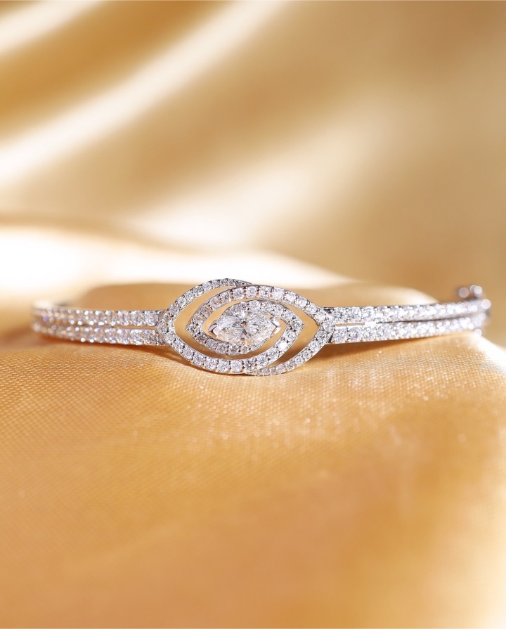 1.96 Carat Marquise and Round Diamond Bangle in 18K White Gold - Image 5