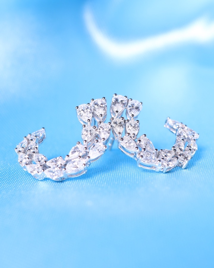 2.66 Carat Fancy-Cut Diamond Statement Earrings in 18K White Gold - Image 10