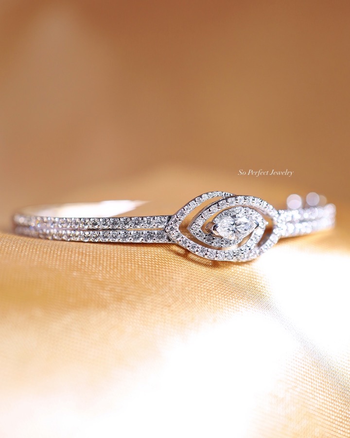 1.96 Carat Marquise and Round Diamond Bangle in 18K White Gold - Image 3