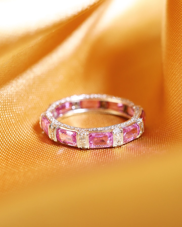 3.71 Carat Ceylon Pink Sapphire and Diamond Eternity Ring in 18K White Gold - Image 7