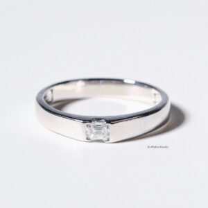 0.20 Carat Emerald-Cut Diamond Unisex Band in 18K White Gold