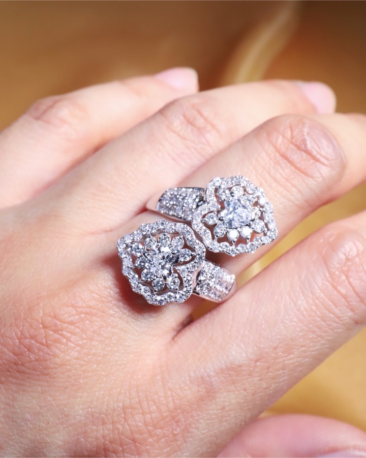 GIA-Certified Heart-Shaped Diamond Twisted Ring in 18K White Gold - Image 2