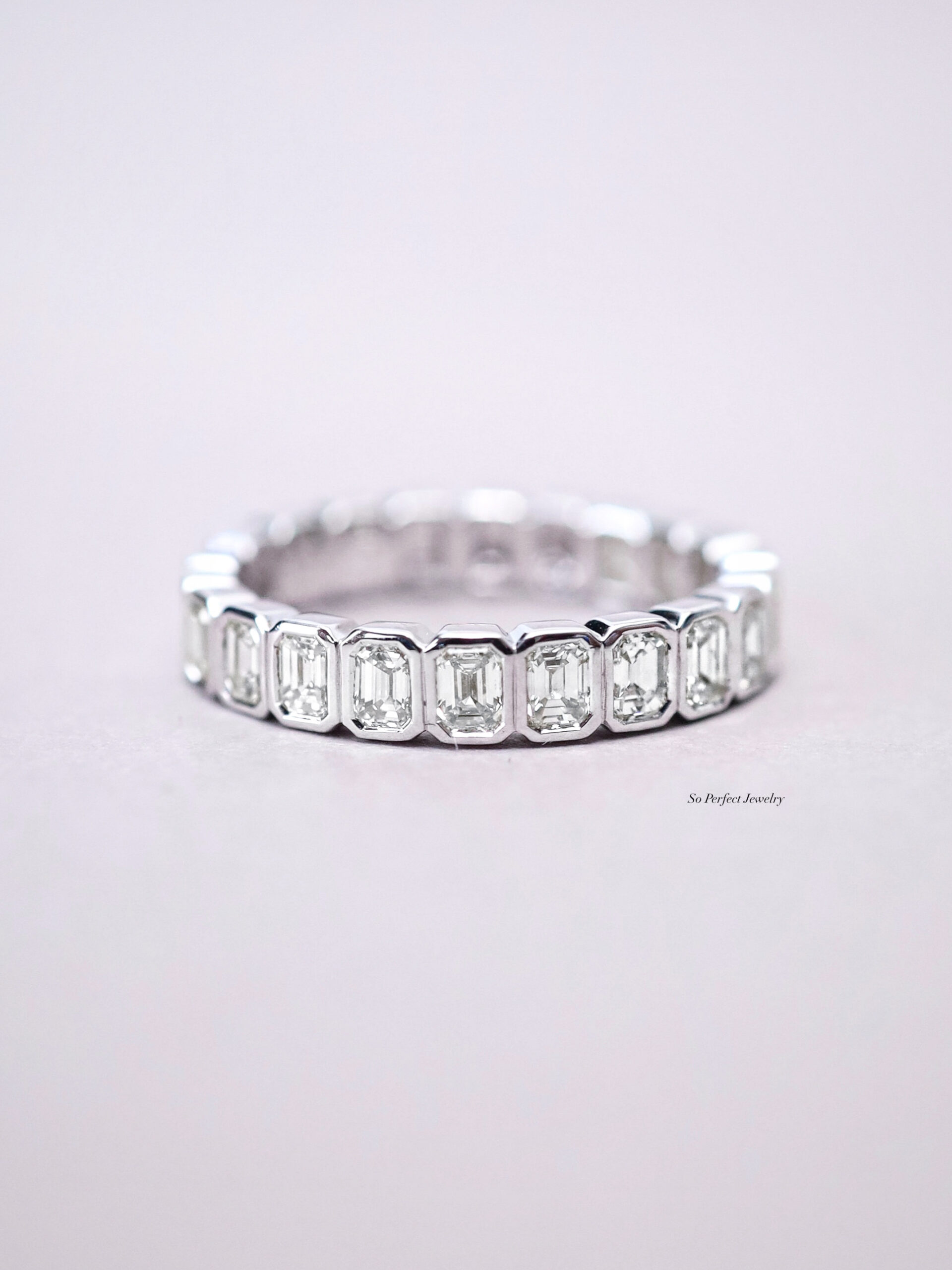 1.40 Carat Emerald-Cut Diamond Semi-Eternity Ring in 18K White Gold