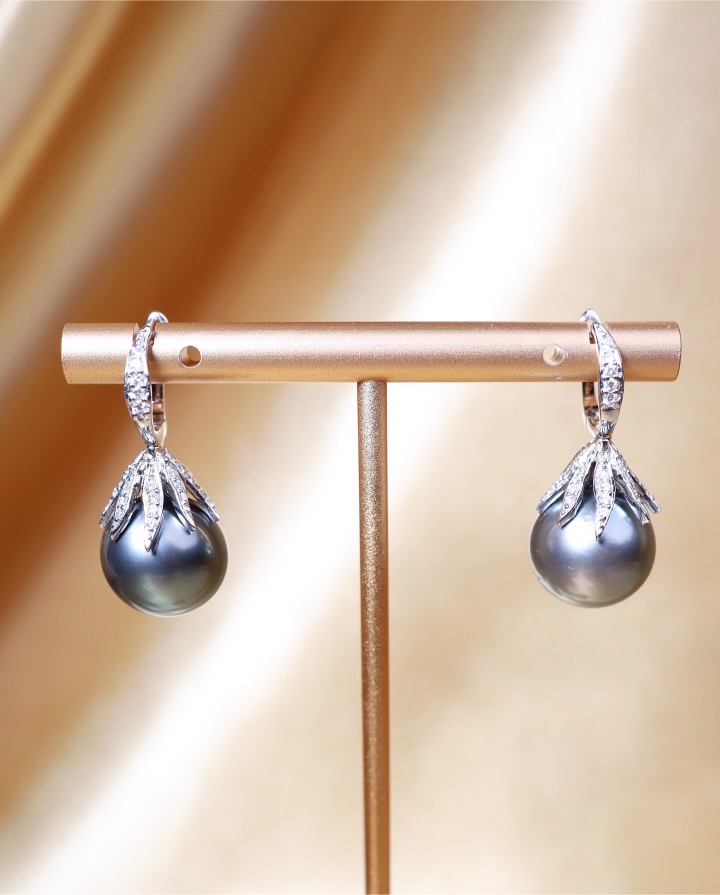 13 mm Tahitian Pearl and Diamond Drop Earrings in 18K White Gold - Image 4