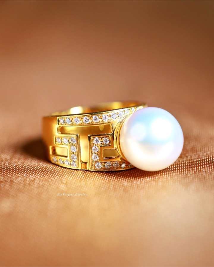 Art Deco South Sea Pearl & Diamond Ring in 18K Yellow Gold - Image 4