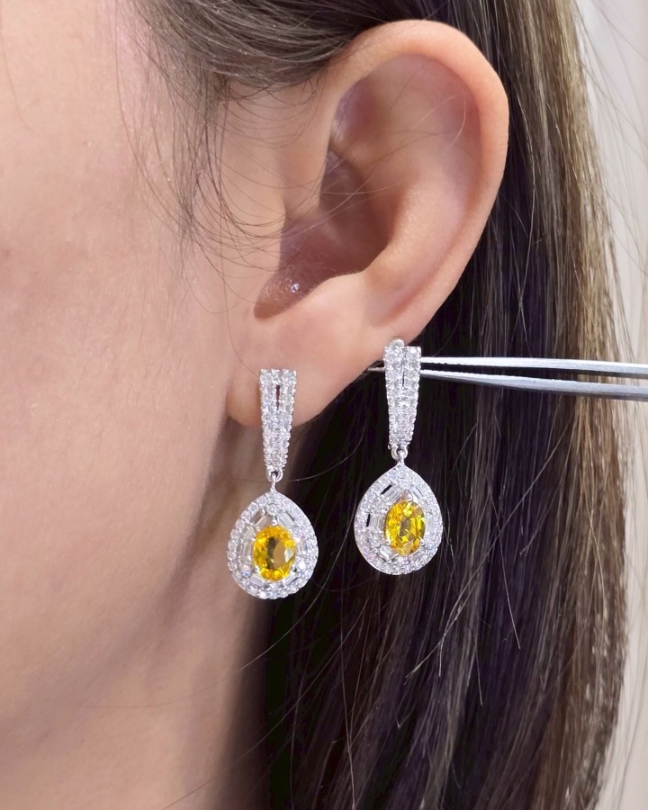 2.84 Carat Thai Yellow Sapphire and Diamond Drop Earrings in 18K White Gold - Image 2
