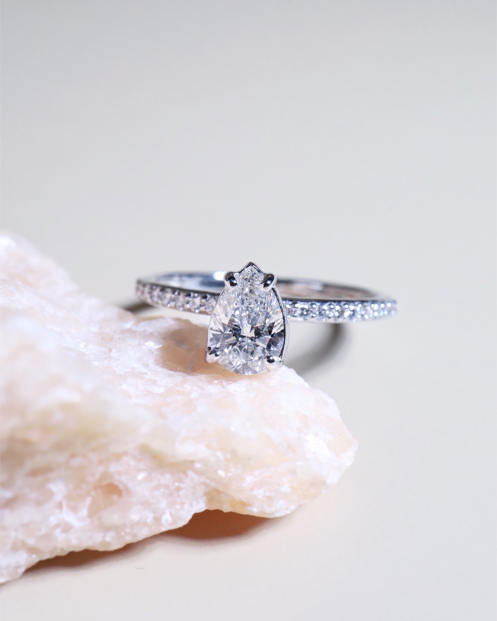 GIA-Certified 0.60 Carat Pear-Shaped Diamond Solitaire Ring in 18K White Gold - Image 9