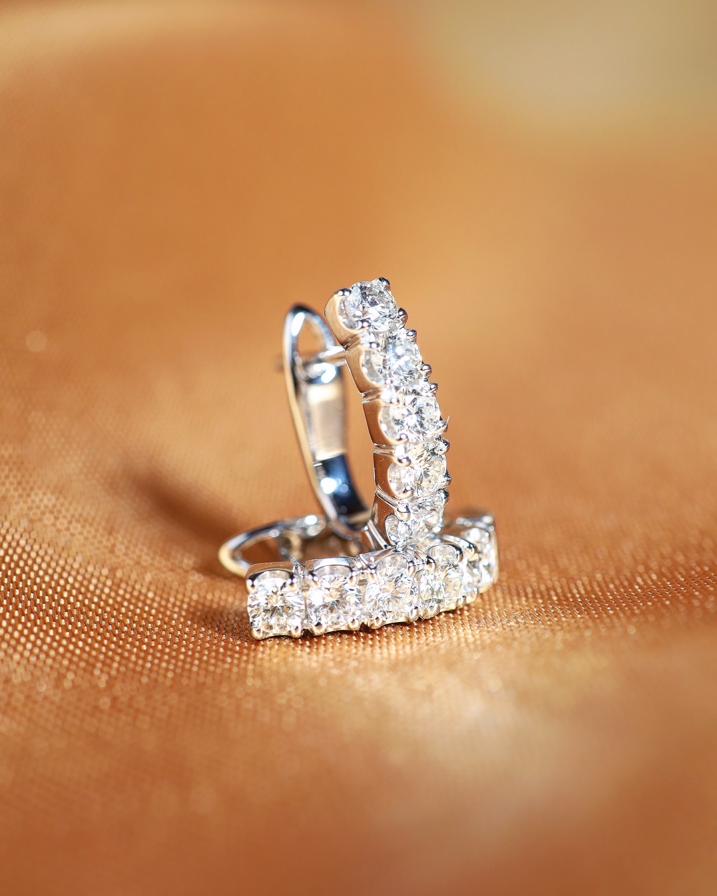 1.00 Carat Diamond Latch Back Hoop Earrings in 18K White Gold