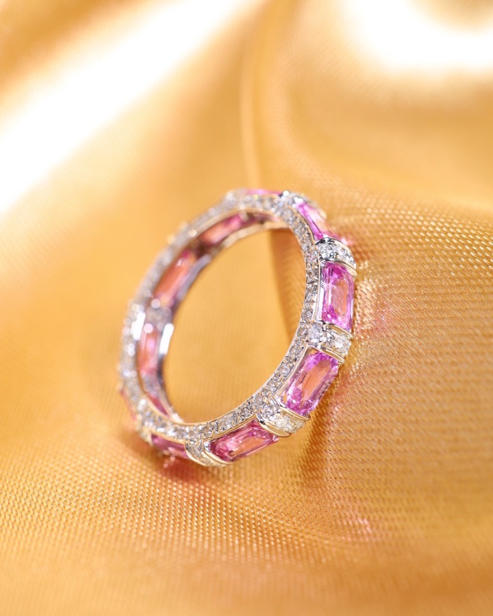 3.71 Carat Ceylon Pink Sapphire and Diamond Eternity Ring in 18K White Gold - Image 6
