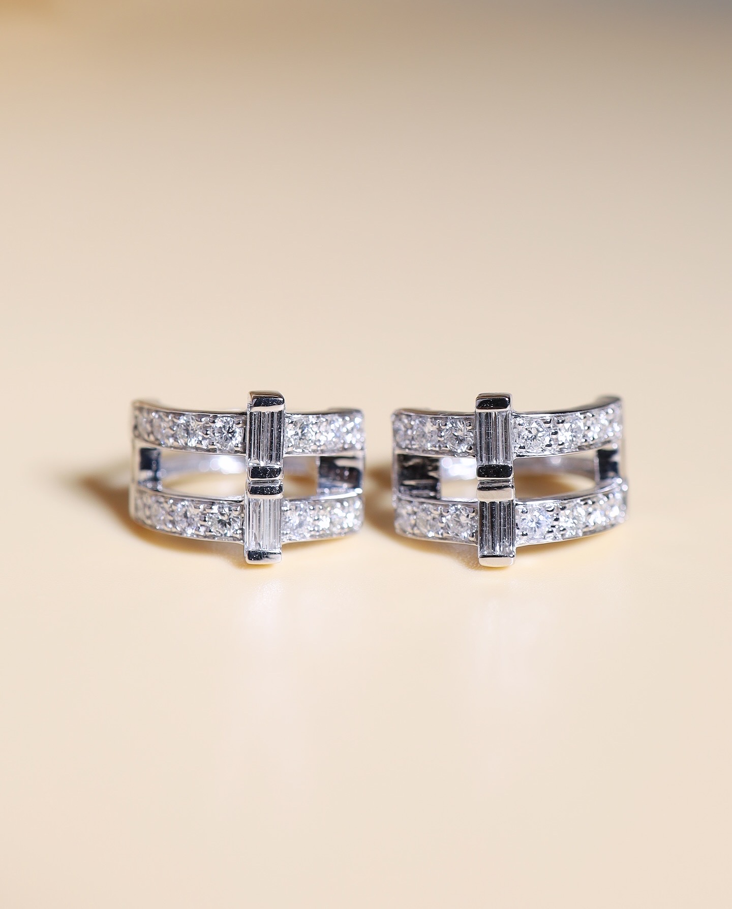 1.08 Carat Diamond Geometric Hoop Earrings in 18K White Gold