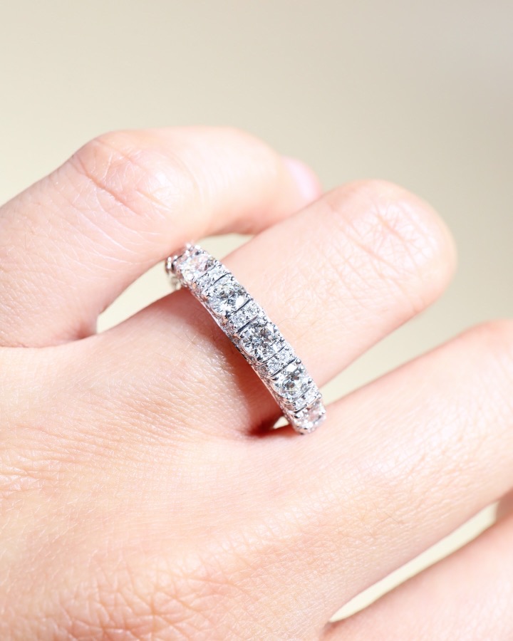 1.95 Carat Round Diamond Half-Eternity Ring in 18K White Gold - Image 3
