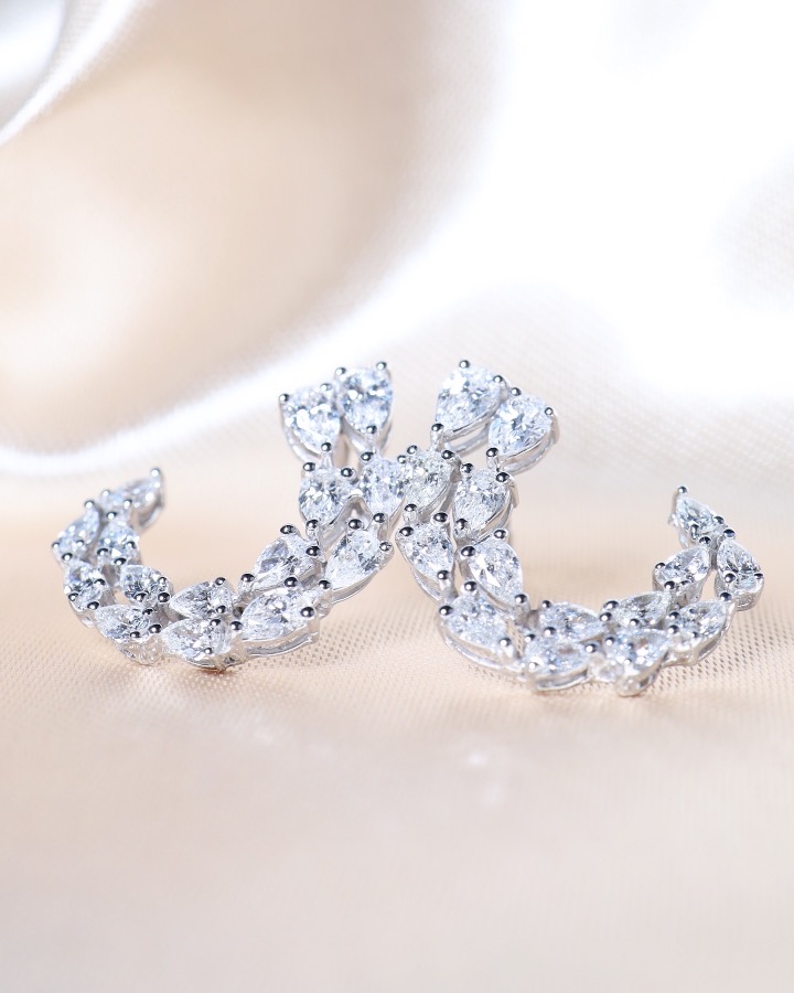 2.66 Carat Fancy-Cut Diamond Statement Earrings in 18K White Gold - Image 15