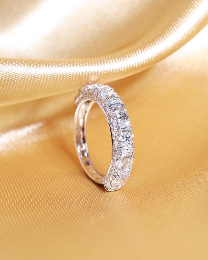 1.95 Carat Round Diamond Half-Eternity Ring in 18K White Gold - Image 4