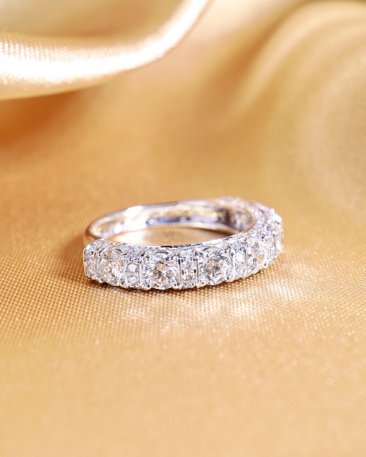 1.95 Carat Round Diamond Half-Eternity Ring in 18K White Gold - Image 6
