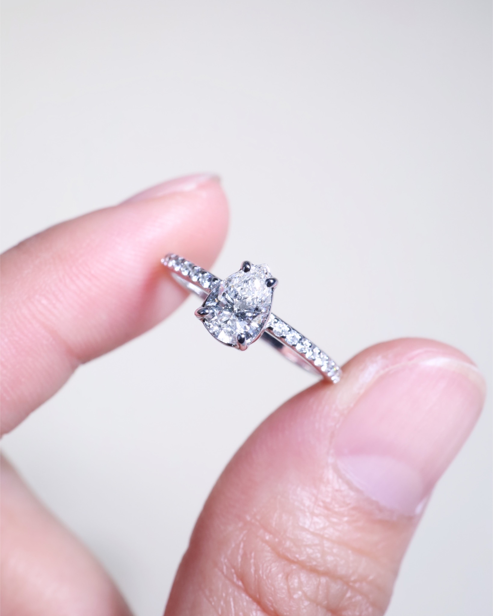 GIA-Certified 0.60 Carat Pear-Shaped Diamond Solitaire Ring in 18K White Gold - Image 5