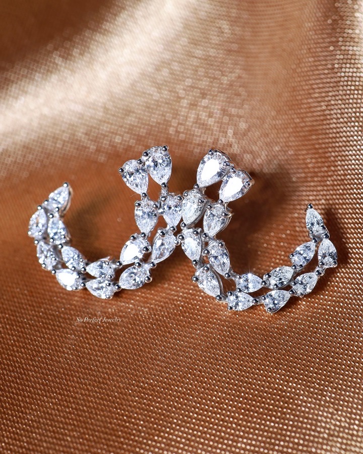 2.66 Carat Fancy-Cut Diamond Statement Earrings in 18K White Gold - Image 18