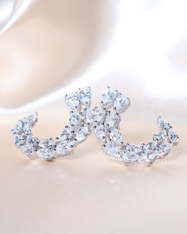 2.66 Carat Fancy-Cut Diamond Statement Earrings in 18K White Gold - Image 19