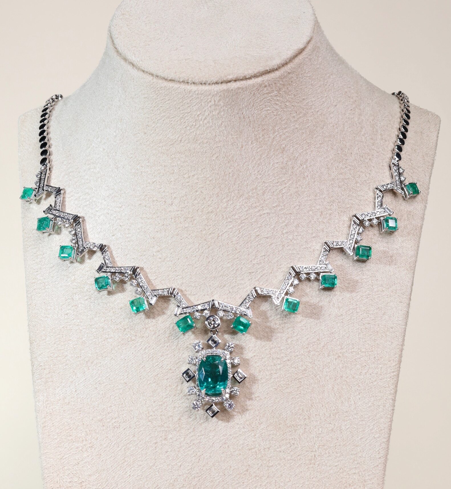 18.63 Carat Zambian Emerald and Diamond Statement Necklace in 18K White Gold