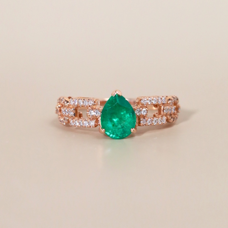 1.45 Carat Zambian Pear Emerald and Diamond Ring in 18K Rose Gold - Image 12