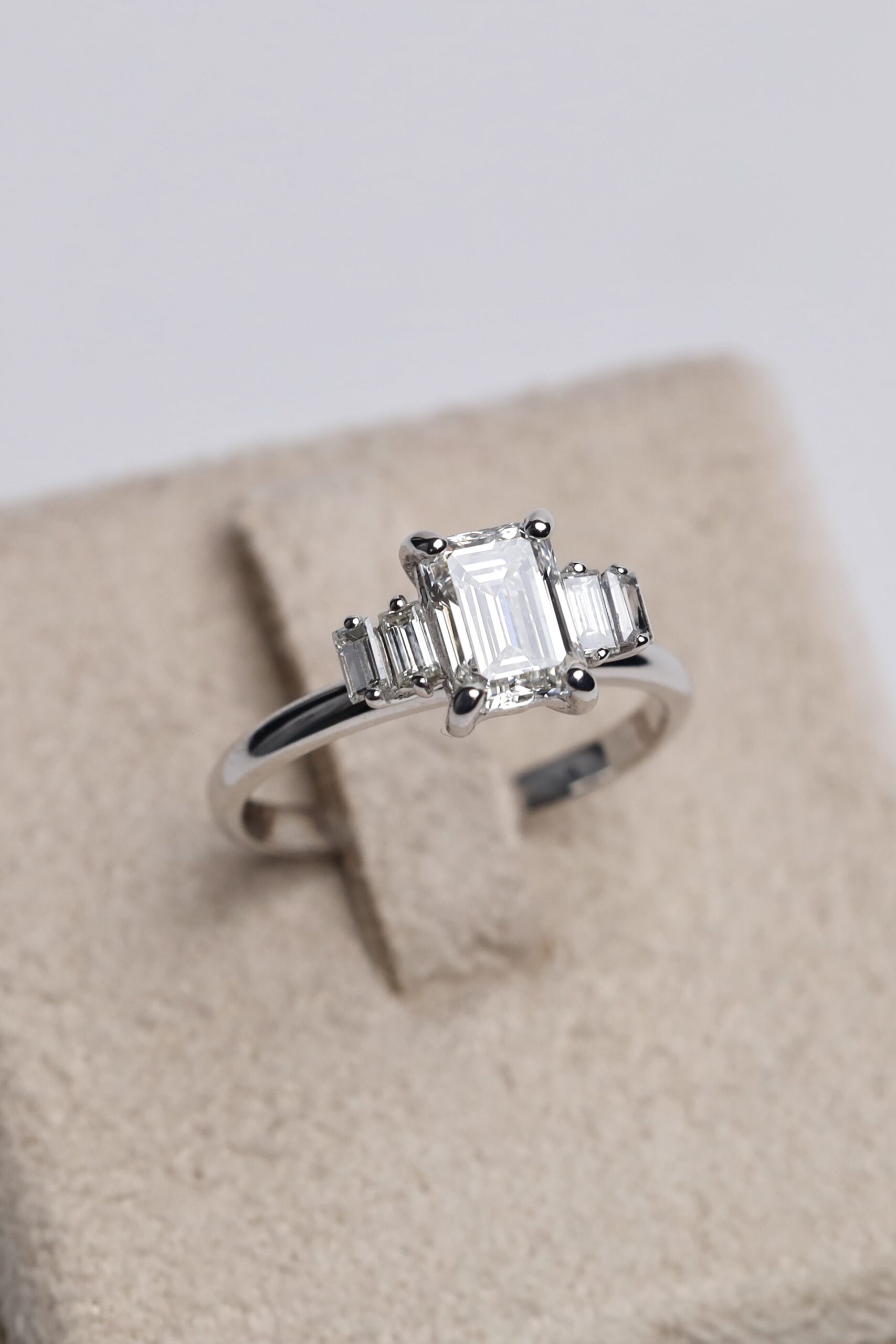 GIA-Certified 1.00 Carat Emerald-Cut Diamond Five-Stone Ring - Image 2