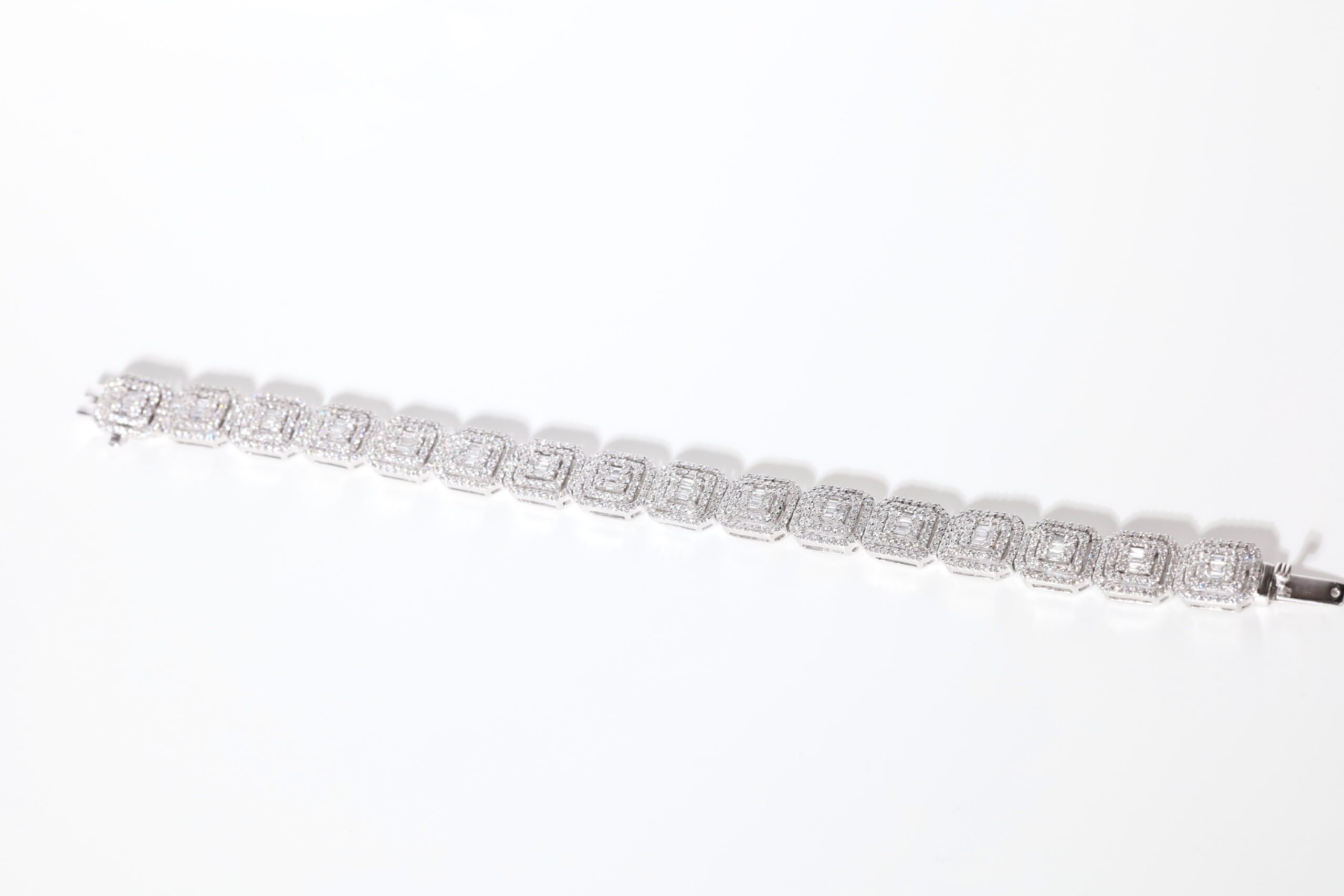 5.36 Carat Round and Baguette Diamond Illusion Bracelet in 14K White Gold - Image 18