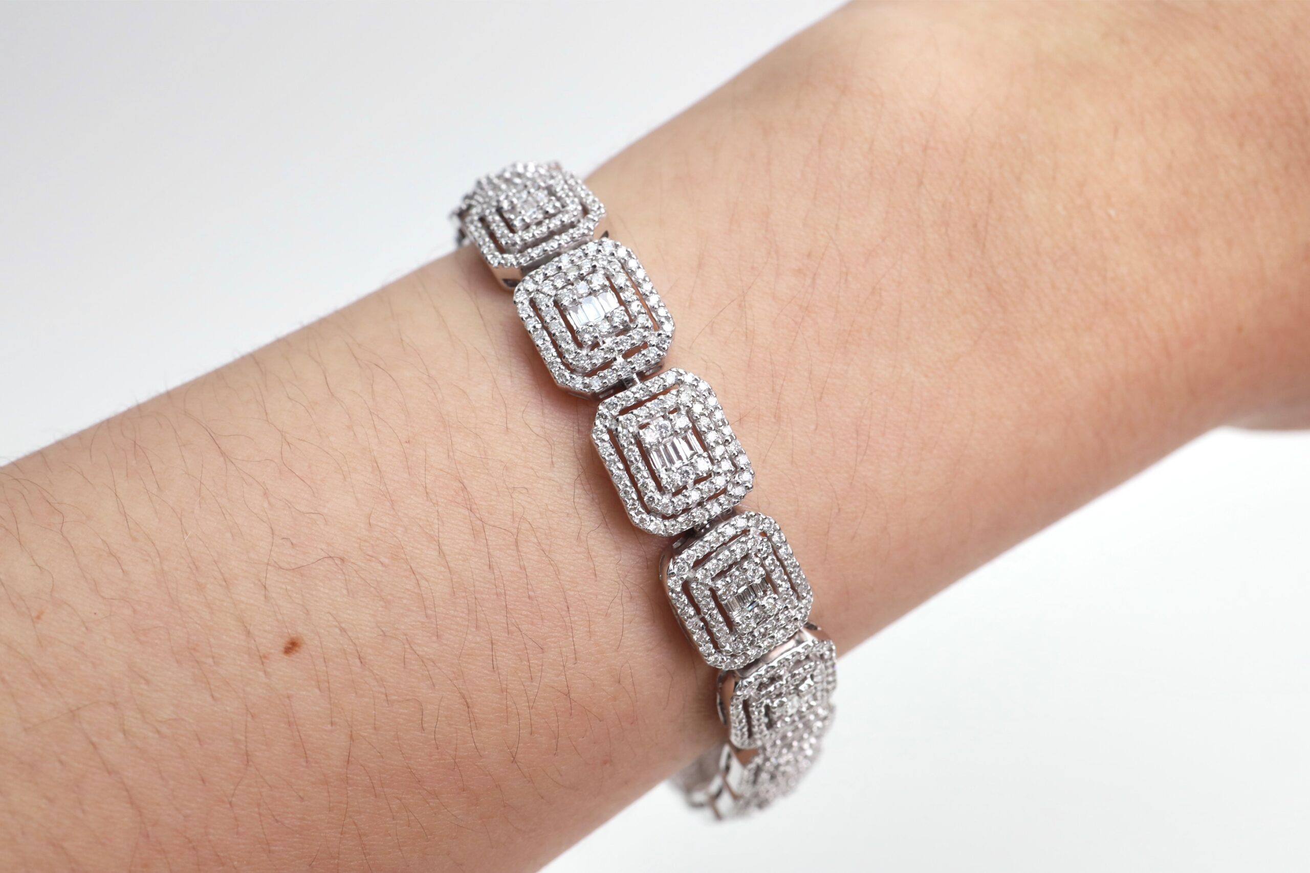 5.36 Carat Round and Baguette Diamond Illusion Bracelet in 14K White Gold - Image 2