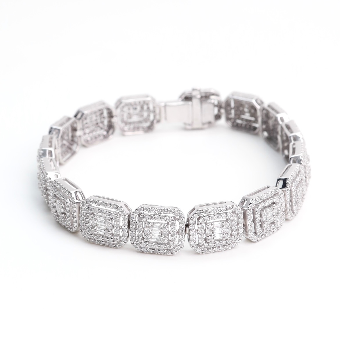 5.36 Carat Round and Baguette Diamond Illusion Bracelet in 14K White Gold - Image 7