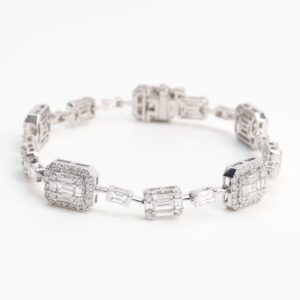 4.55 Carat Diamond Illusion Bracelet in 18K White Gold