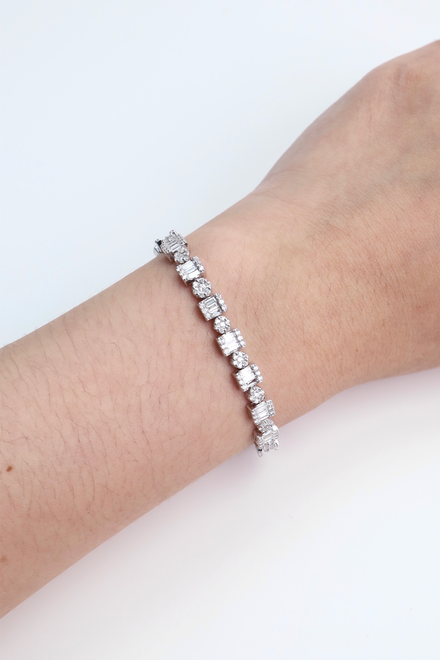 5.71 Carat Diamond Illusion Eternity Bracelet in 18K White Gold - Image 14