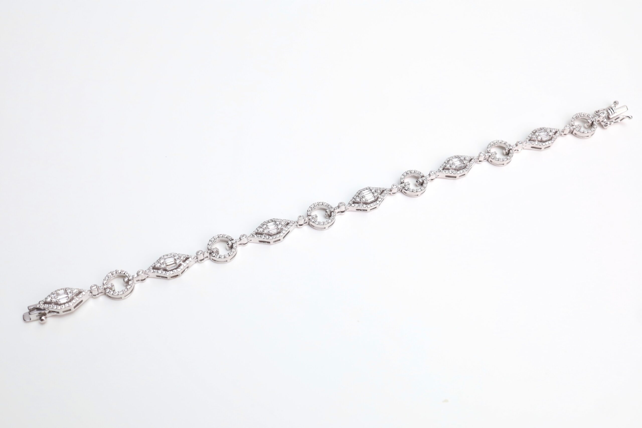 2.45 Carat Diamond Illusion Eternity Bracelet in 18K White Gold - Image 11