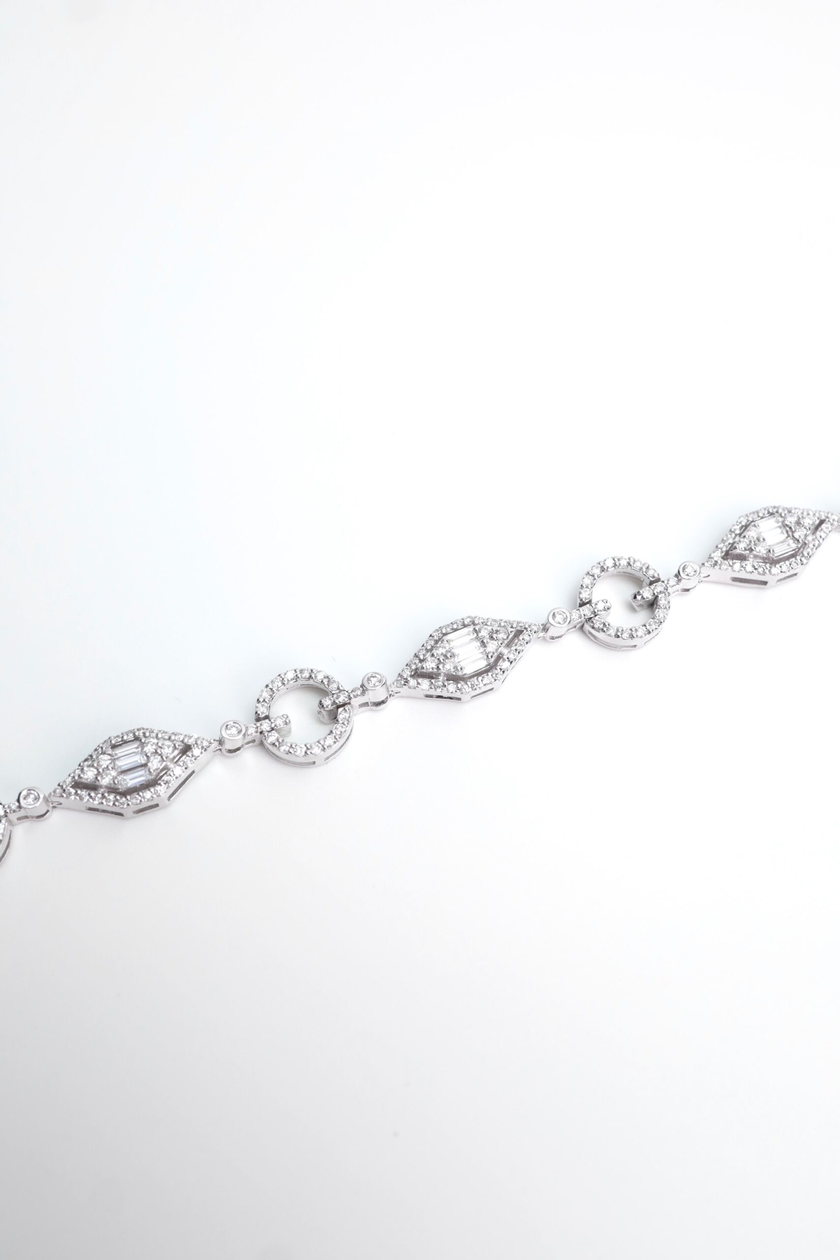 2.45 Carat Diamond Illusion Eternity Bracelet in 18K White Gold - Image 3