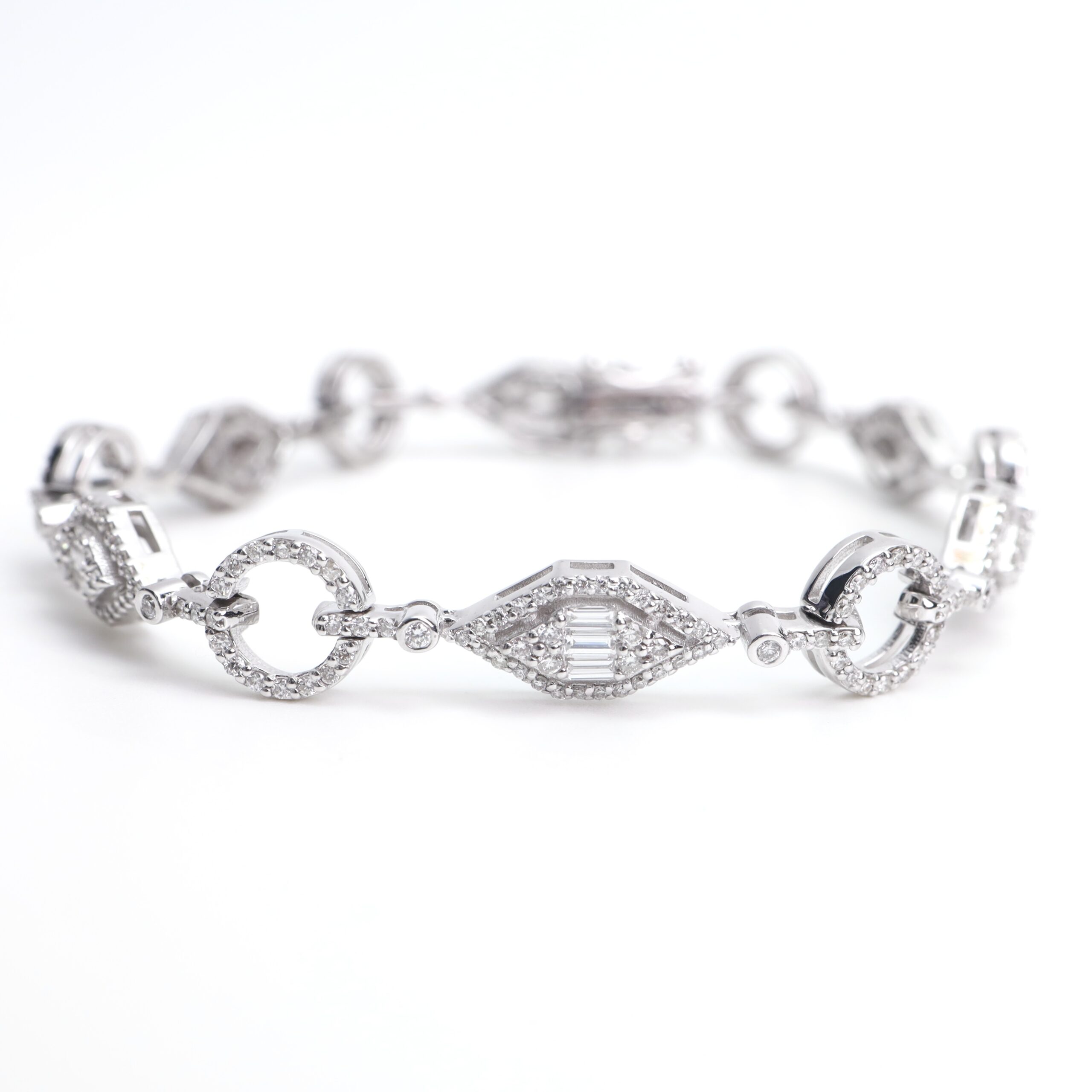 2.45 Carat Diamond Illusion Eternity Bracelet in 18K White Gold