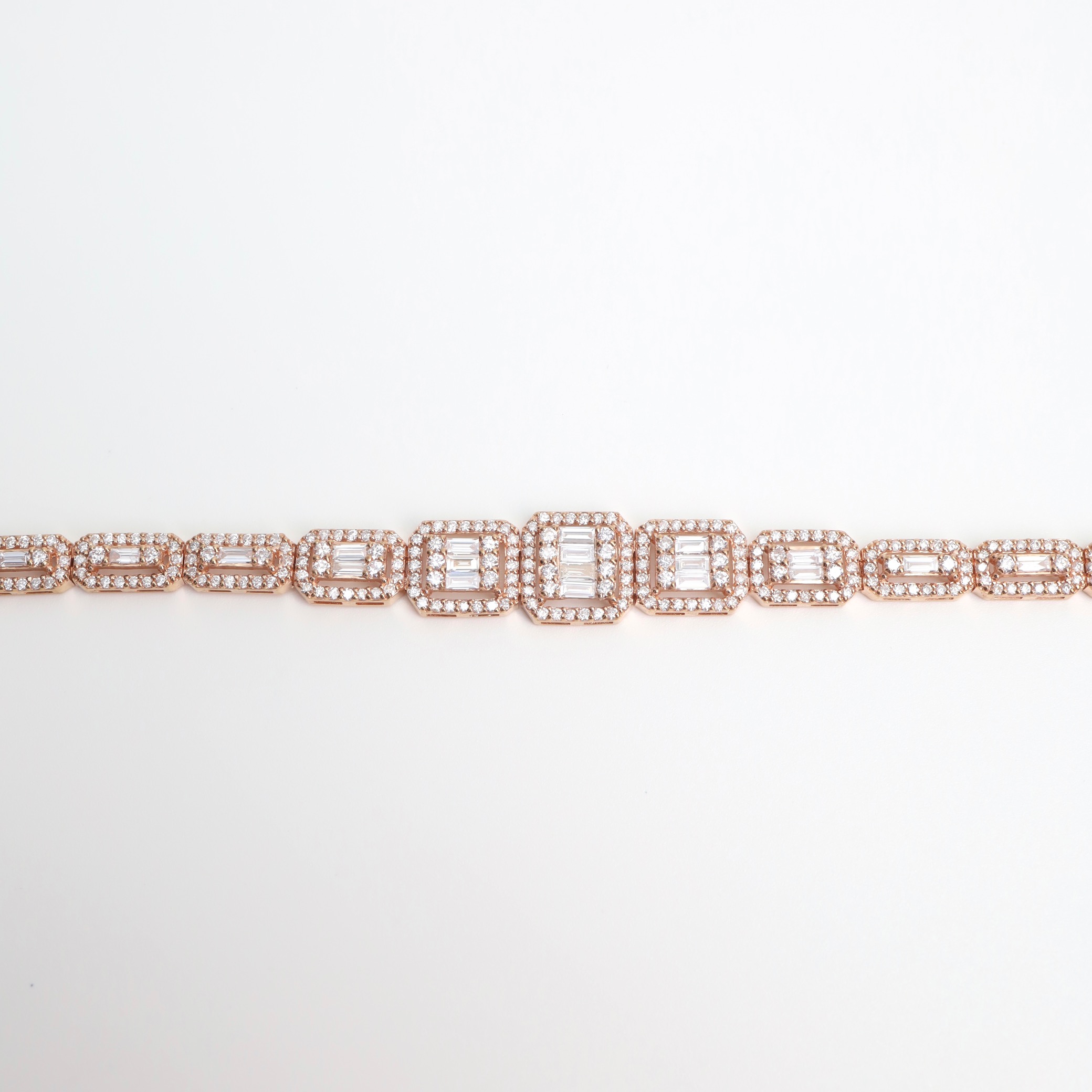 3.93 Carat Round and Baguette Diamond Illusion Bracelet in 18K Rose Gold - Image 6