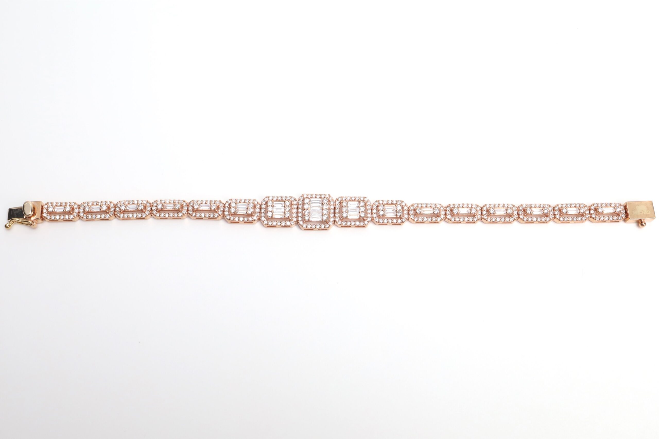 3.93 Carat Round and Baguette Diamond Illusion Bracelet in 18K Rose Gold - Image 8