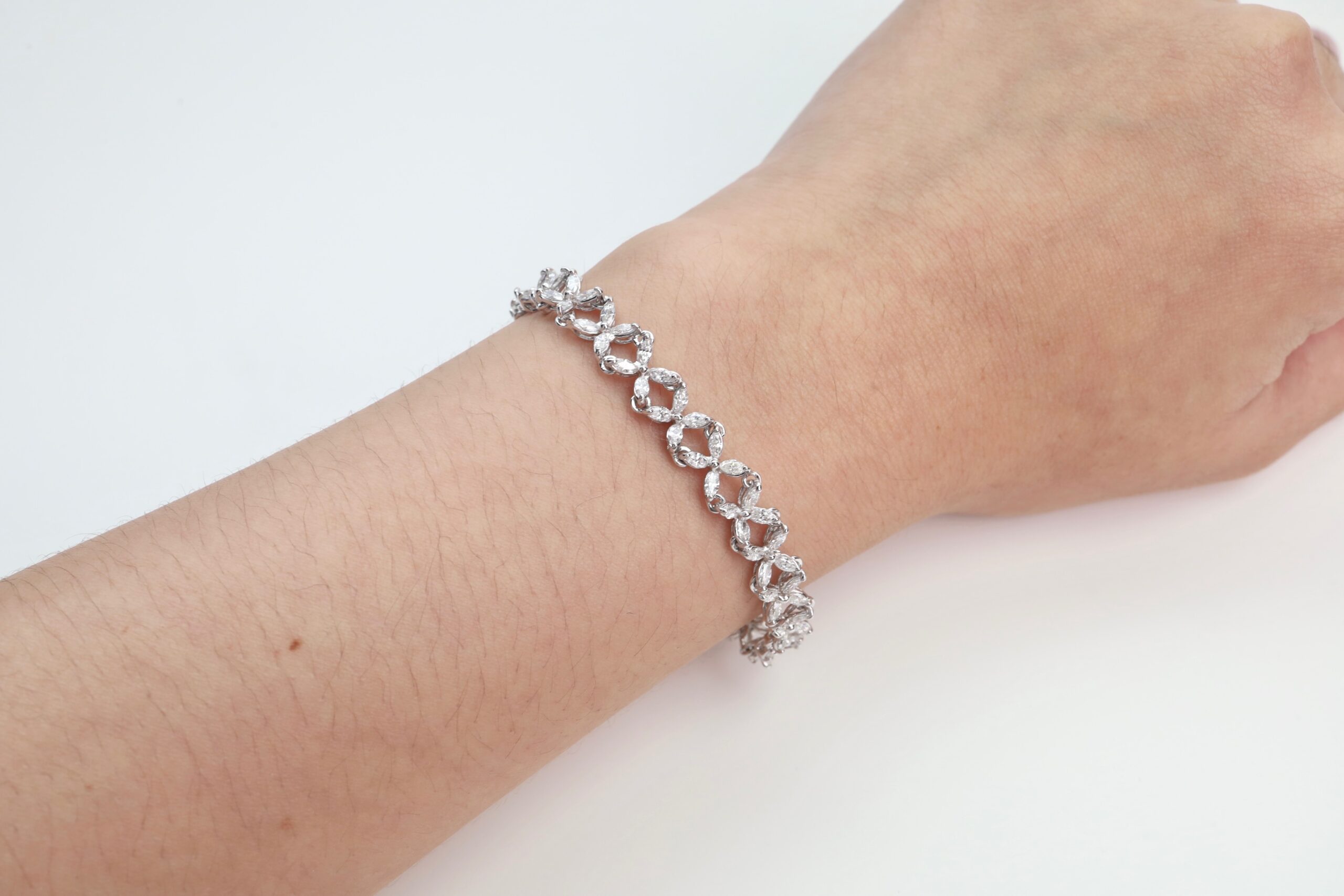 3.57 Carat Fancy Marquise Diamond Bracelet in 14K White Gold - Image 5