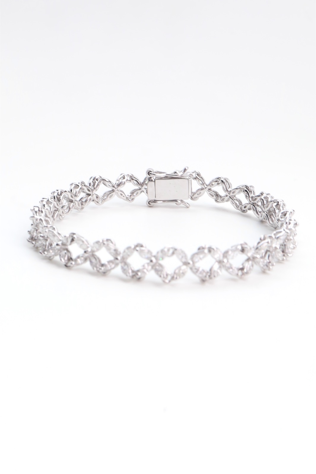 3.57 Carat Fancy Marquise Diamond Bracelet in 14K White Gold - Image 10