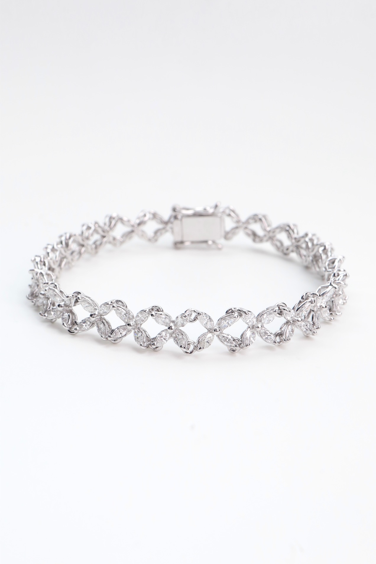 3.57 Carat Fancy Marquise Diamond Bracelet in 14K White Gold - Image 11