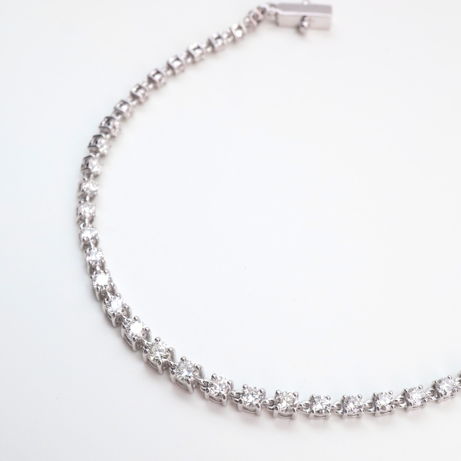2.06 Carat Round Diamond Eternity Bracelet in 18K White Gold - Image 3